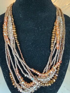 Bronze beaded necklace W lighted gift box. Lobster clap.. stunning.!NWOT